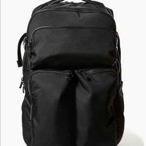 Lululemon assert backpack 30L